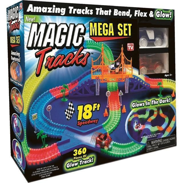 Светящийся трек-конструктор Magic Tracks Mega Set 360 OR + 2 машинки