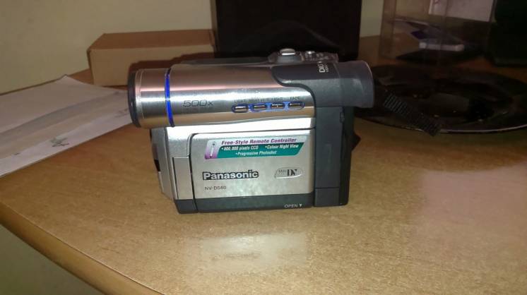 Видеокамера цифровая Panasonic NV-DS60 Mini DV