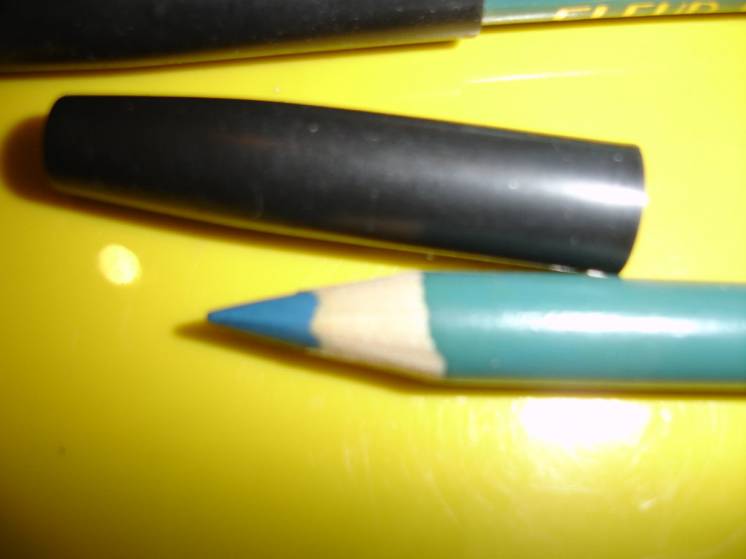 Карандаш/олівець для очей, темна бірюза, косметичний, 12 см, новий