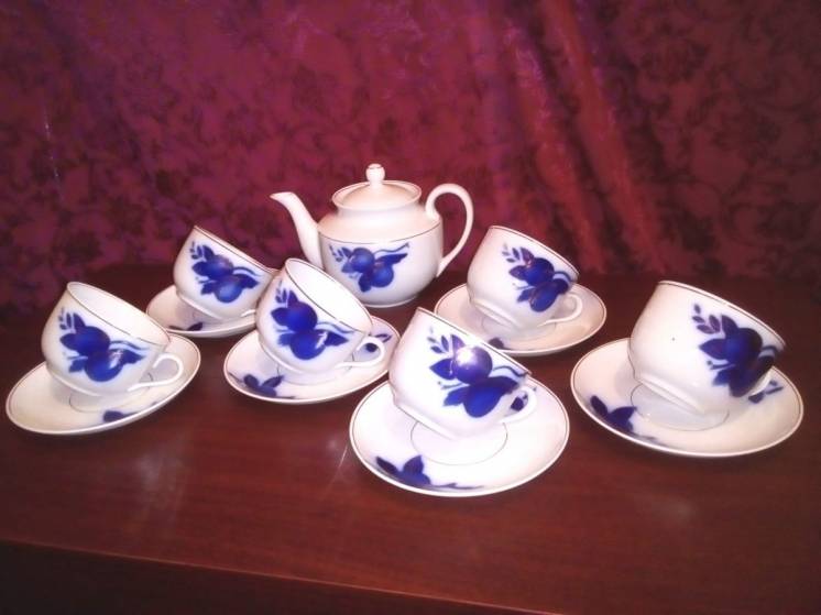 6 новых чайных/кофейных пар с чайником, Довбыш 50-е годы