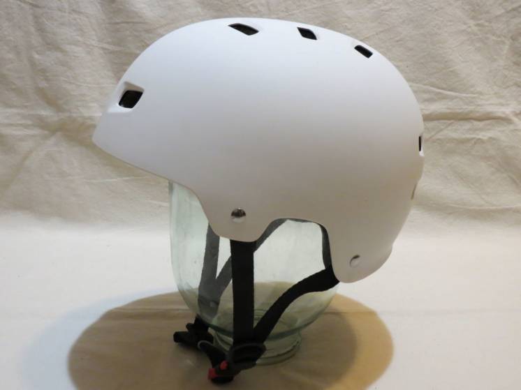 Шлем BULLET размер S/M 54-57 защитный