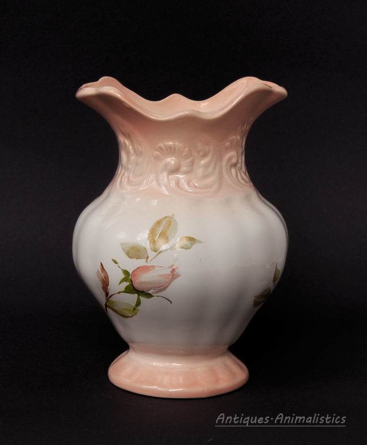 Фарфоровая ваза нежные розы фарфор англия Blakeney