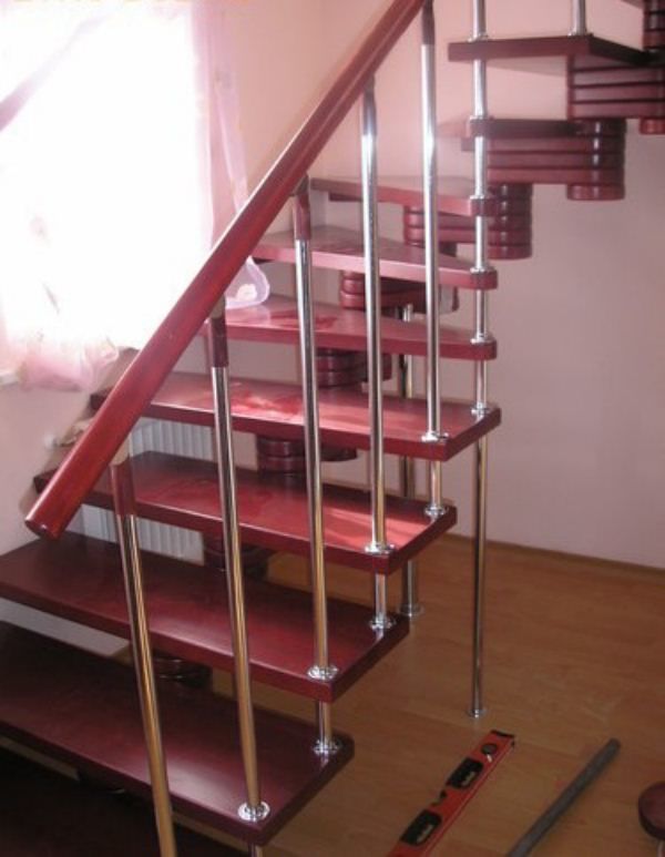 Полимерный поручень для лестниц