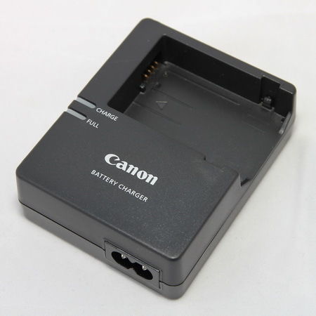 Зарядное устройство для фотоаппарата Canon LC-E8C
