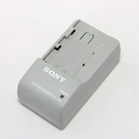 Зарядное устройство для фотоаппарата Sony BC-TRP