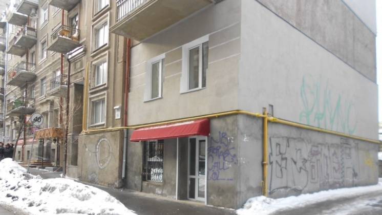 Продажа фасадного помещения по ул. Рейтарская
