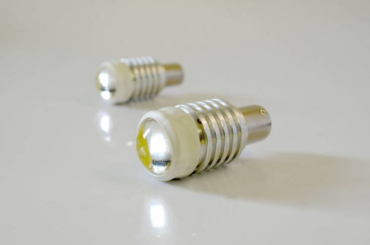 Мощный LED на задний ход 10w p21w ba15s 1156 (автолампа, фара, лампа)