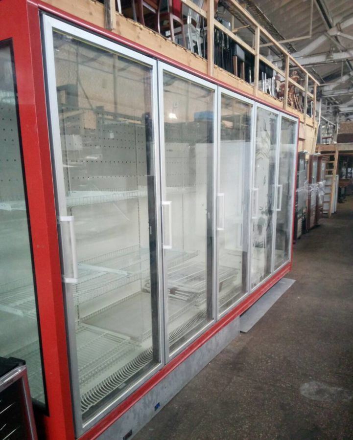 Холодильный торговый шкаф витрина 5 дверей стекло Linde Velando