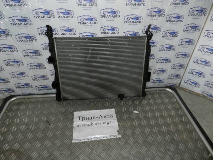 Радиатор охлаждения Nissan Qashqai