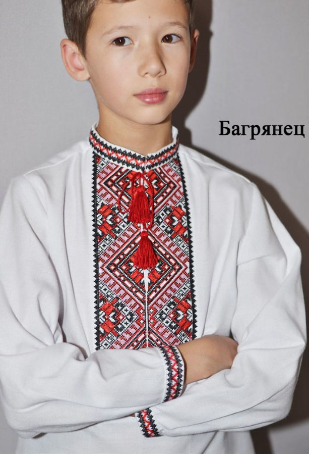 Вышитая сорочка для мальчика. Стильная украинская вышивка.