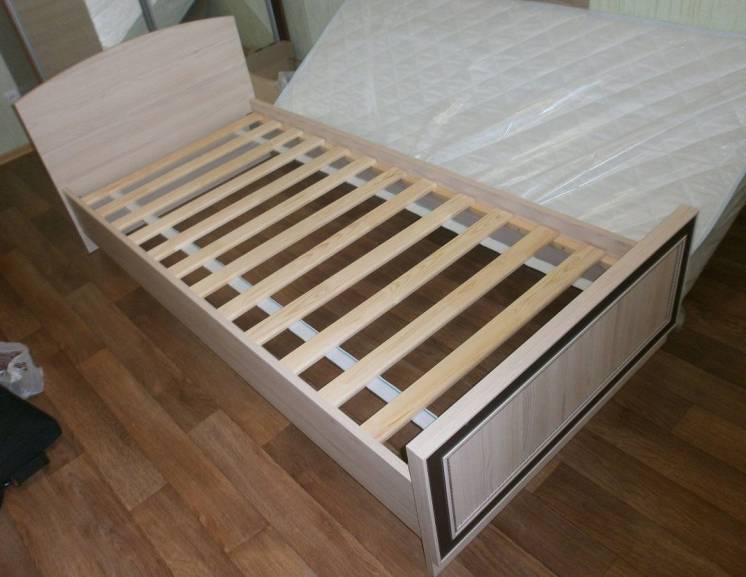 Односпальная кровать дисней. мебель со склада по оптовым ценам