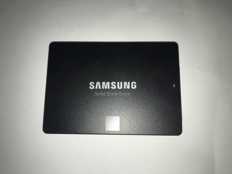 SSD Samsung  500Gb 850 EVO SATA-III 2.5