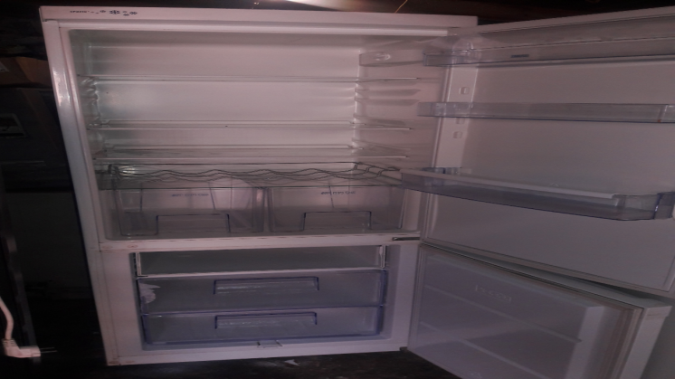 Холодильник Зануси