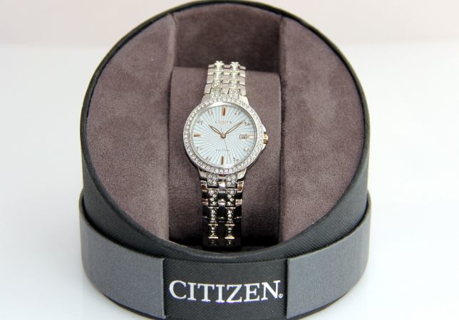 Женские часы Citizen Eco-Drive кристаллы SWAROVSKI Сваровски -ОРИГИНАЛ