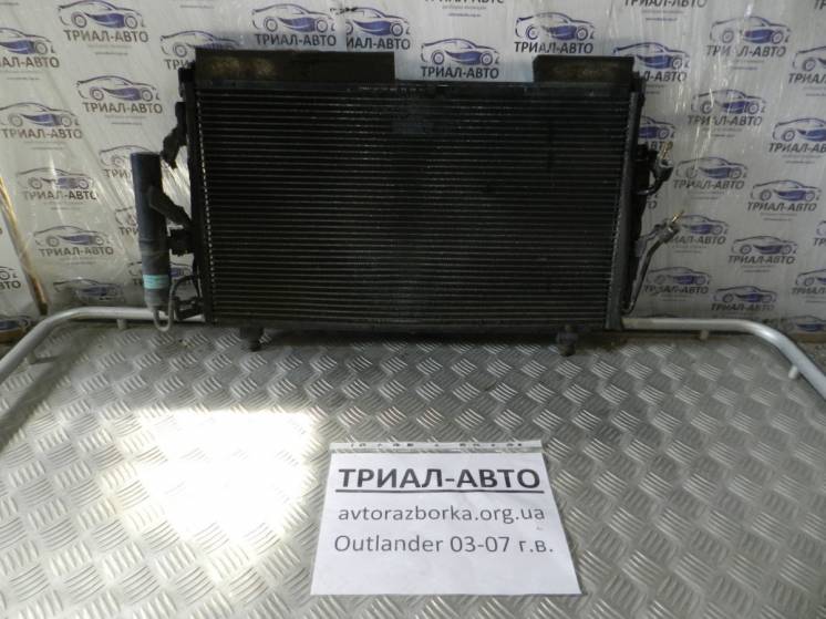 Радиатор кондиционера на Митсубиси Аутлендер