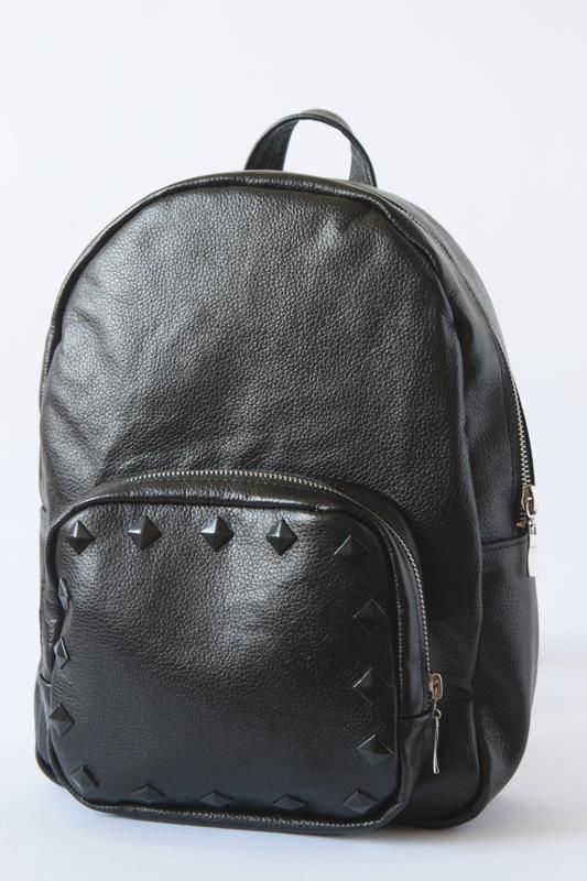 Женский рюкзак с клёпками 3023 (чёрный)