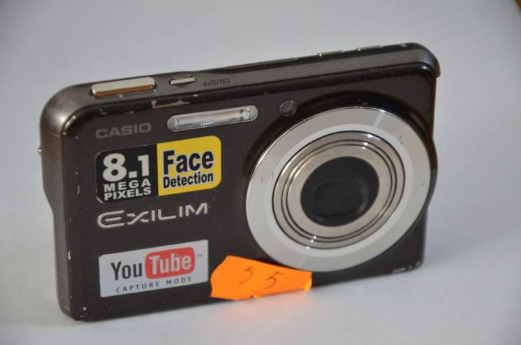 55. Фотоапарат Casio Exilim EX-S880 8.1MP!МегаSALE!