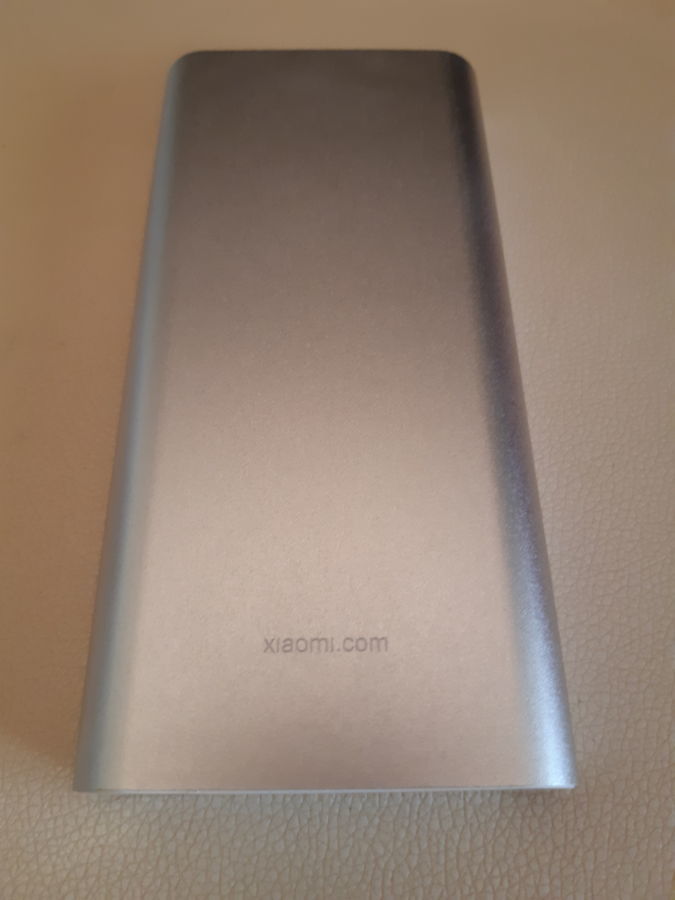 Зарядное для мобильного Xiaomi 20800