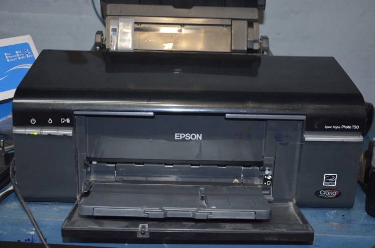 Принтер Epson Stylus Photo T50 + СНПЧ