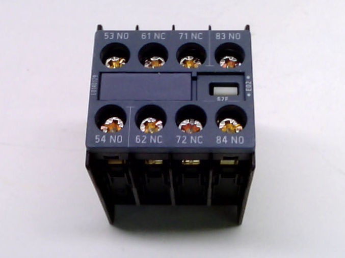 Продам модуль блок-контактов на автоматический выключатель Siemens