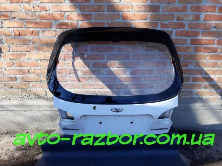 Ляда задняя крышка багажника со стеклом на Daewoo Lanos 1997 - 2017
