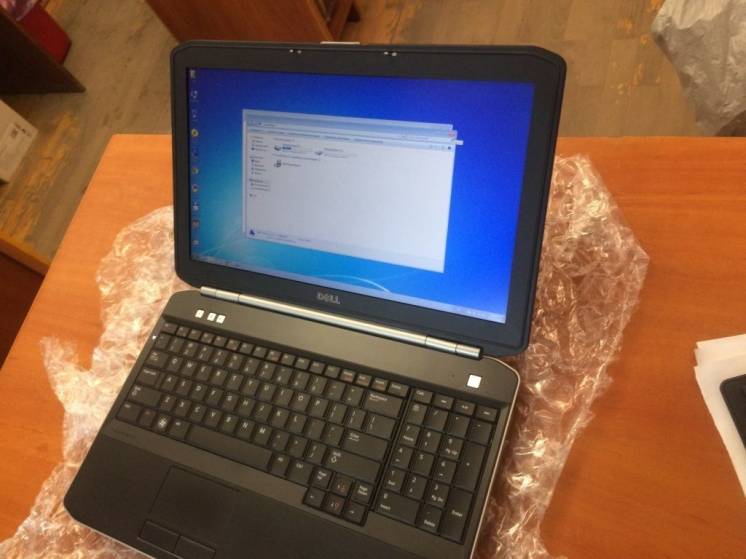 Ноутбук Dell E5520 15.6