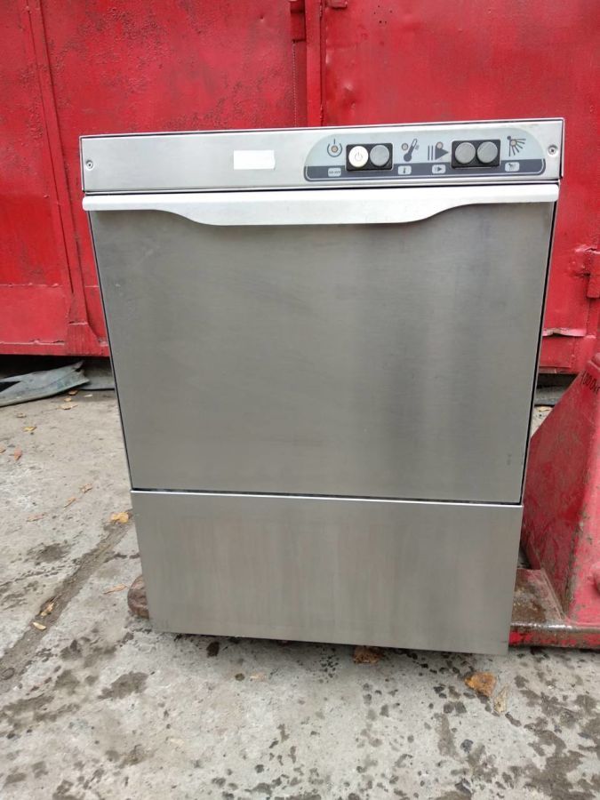 Посудомоечная машина фронтального типа Compack D5037 бу