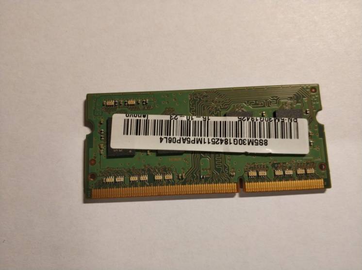 Оперативная память (ноутбук) 4Гб: Samsung SODIMM DDR3L-1600 4096MB