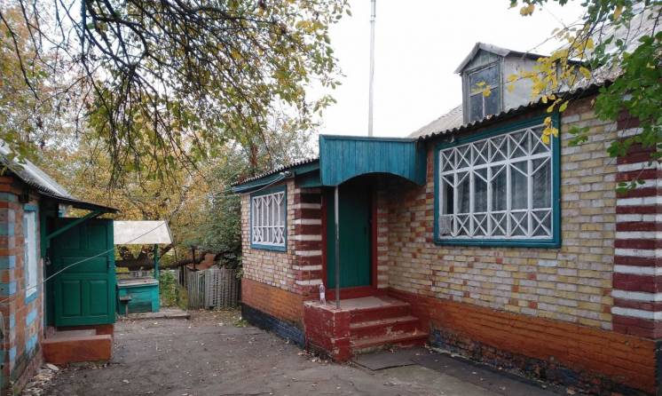 Продам дом в Печенежском районе, поселок Новый Бурлук