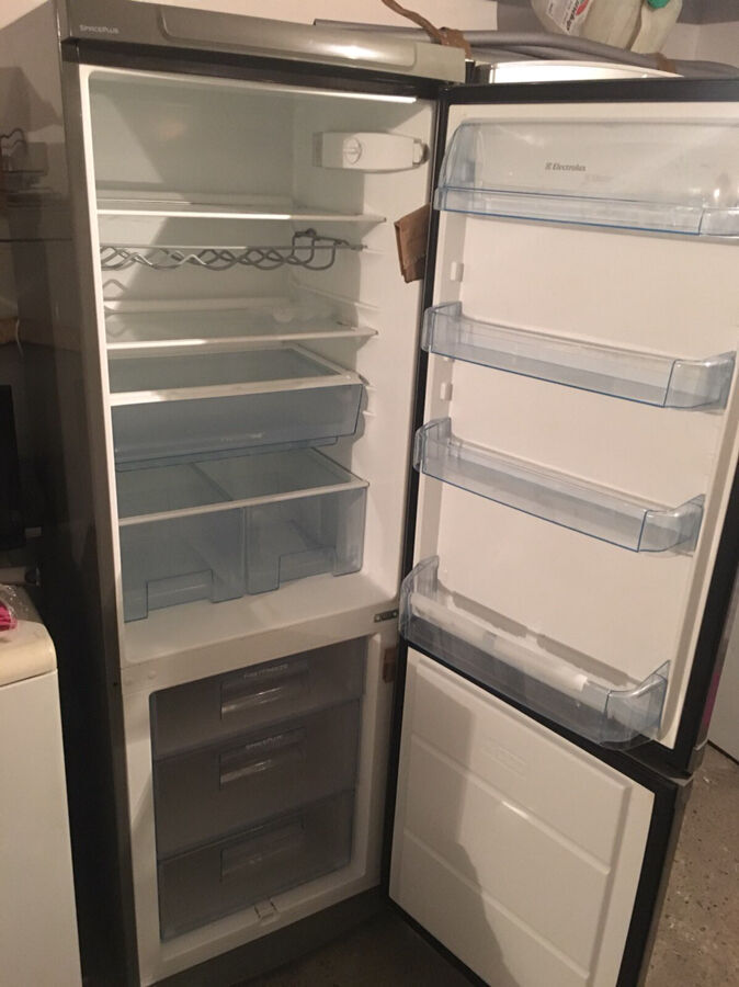 Холодильник з нержавейки