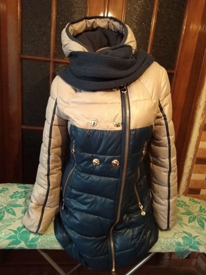 Зимняя женская куртка 48- 50 размер.