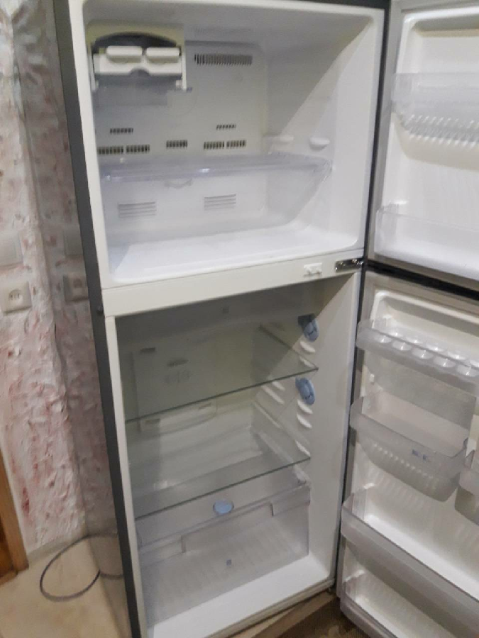Продам  холодильник  Samsung  RT-40.