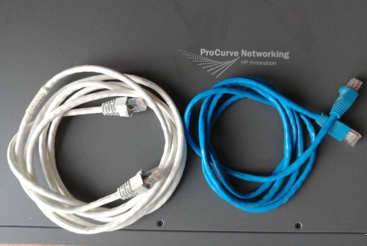 Компьютерний кабель Патч корд CAT5e UTP , віта- пара,чорний, сірий 2 м