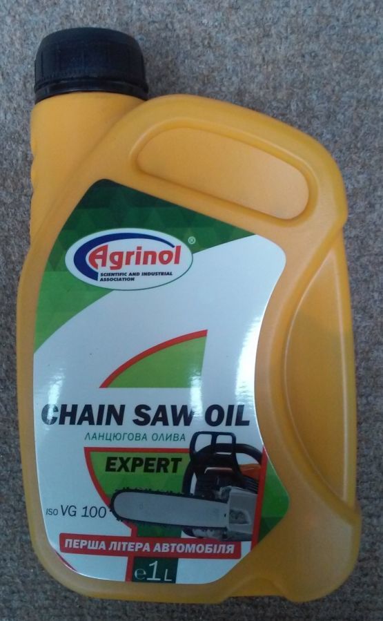 Масло для цепей Chain Saw Oil Expert 100 канистра 1л