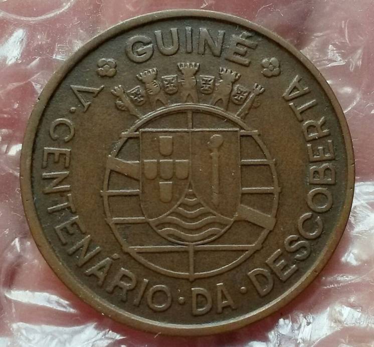 Португальская Гвинея 1 эскудо 1946 (500 лет открытия)