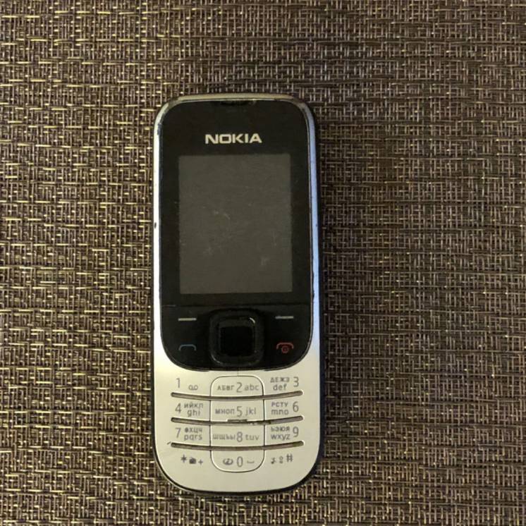 Nokia 2330c-2, все працює.