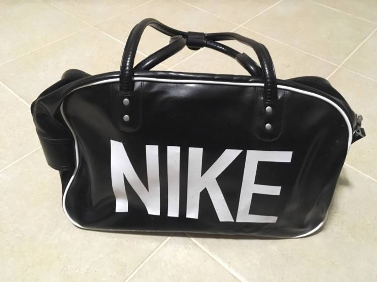 Эксклюзивная брендовая сумка NIKE