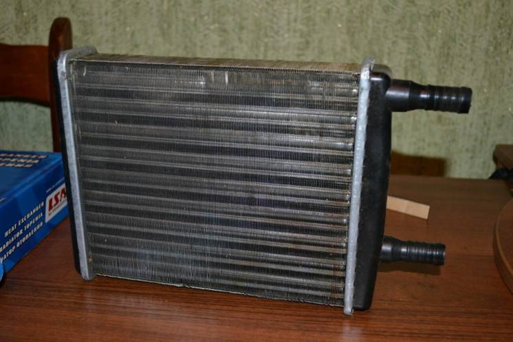 Радиатор отопителя ГАЗ 2410, 3102, 31029 (d 16,алюминиевый LSA (печки)