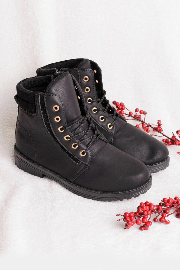 Черные ботинки на шнуровке, зима, новые, 36,37,38,39 размеры!
