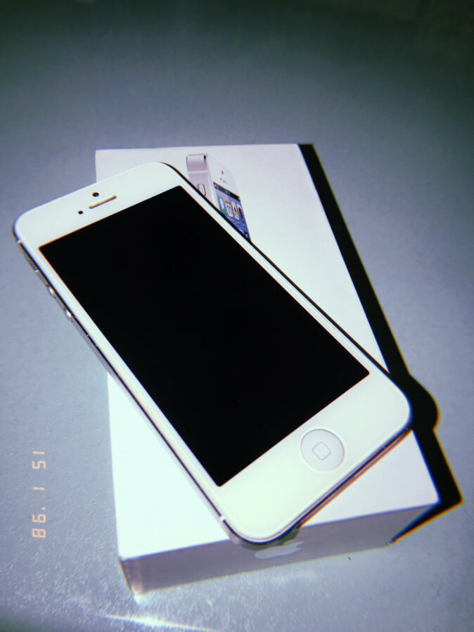 Айфон 5, серебристый, 32 гб