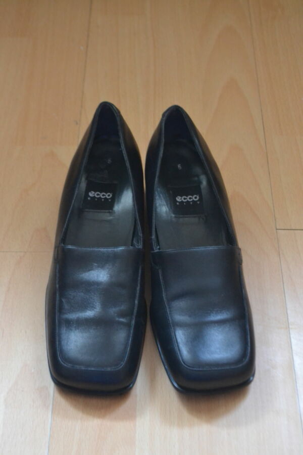 Туфлі жіночі, чорні, 37 розмір, фірма ECCO