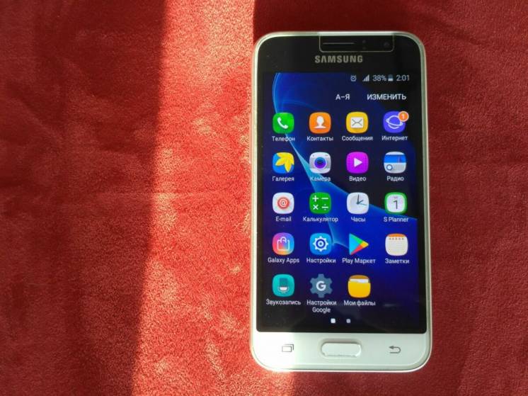 Продам Samsung Galaxy J1 (2016). Как новый, ни одной царапины