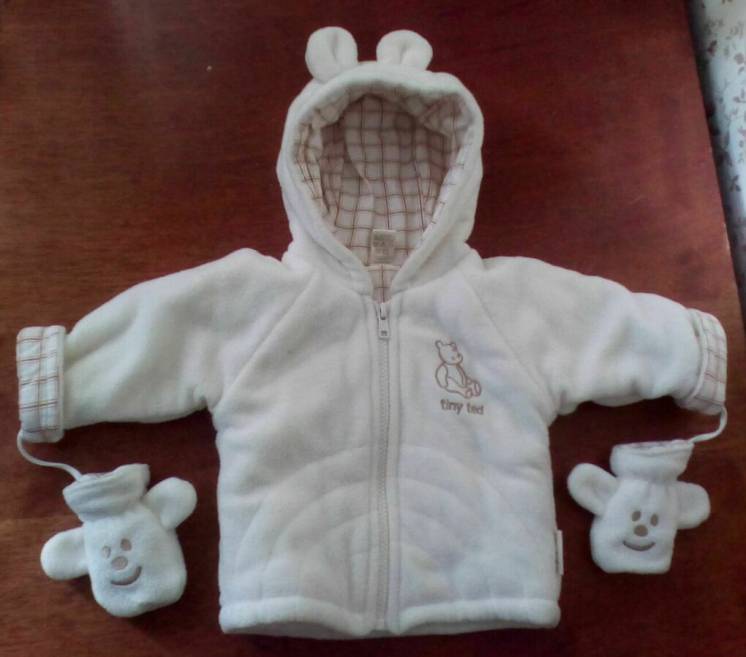 Куртка для новорожденного с рукавичками