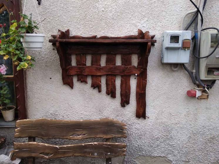 Вешалка из дерева под старину №2 ( деревянная, для одежды, настенная )