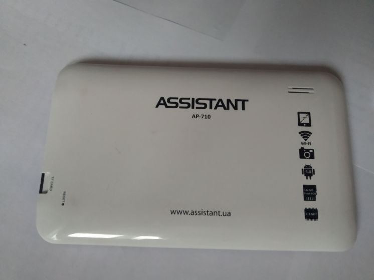 Планшет Assistant ap-710 +чохол