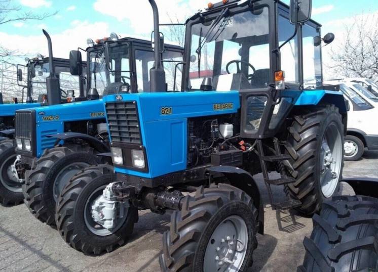 Трактор МТЗ Беларус 82.1 с салона в рассрочку кредит