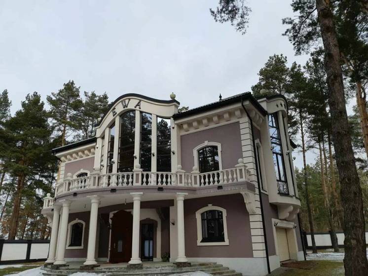 Продам будинок ВІП класу в Брюховичах. 600кв.м. 30сотих землі