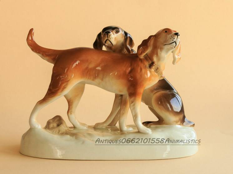 Фарфоровая статуэтка Чехия Royal Dux Собака Охота