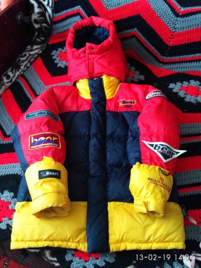 Зимняя куртка на ребенка