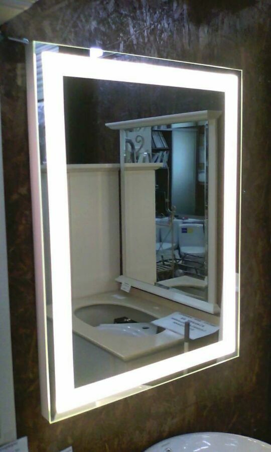 Зеркало 600 х 800 с Led-подсветкой для ванной комнаты